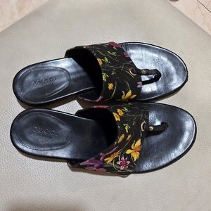 Gucci Black Floral Women's Sandals